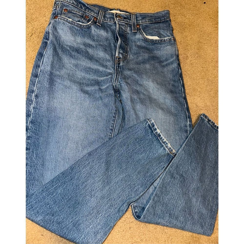 Levi’s Premium Wedgie Jeans size 26 4